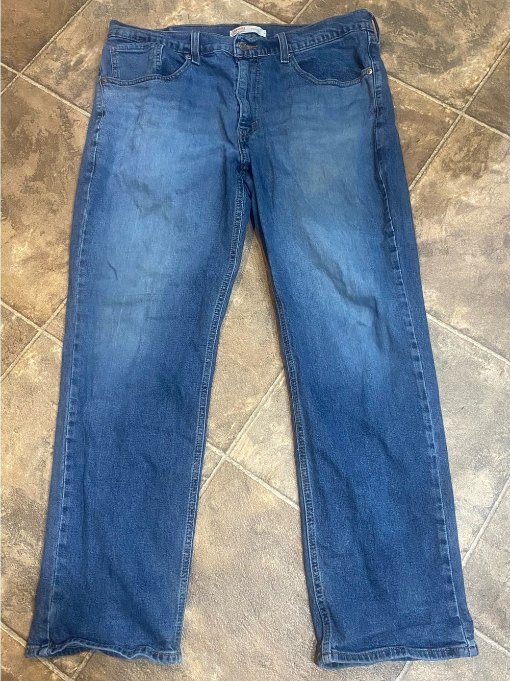 Levi's Men’s Straight-Leg Jeans in Medium Blue Wash